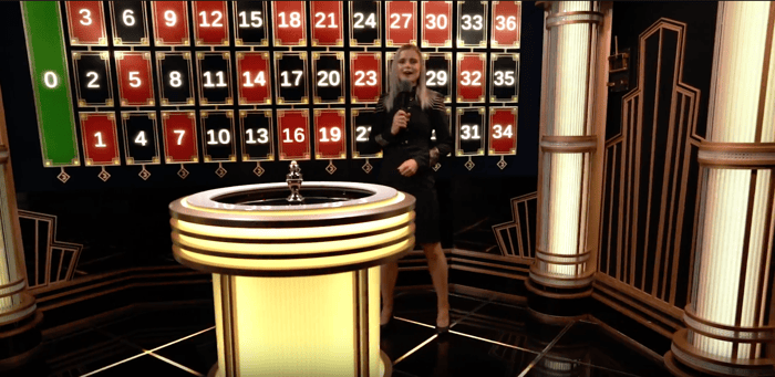 Lightning roulette wheel and electric numbers